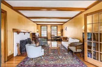 269 Waltham St in Newton, MA - Foto de edificio - Building Photo