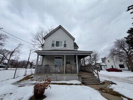 97 Fairgrove St in Pontiac, MI - Building Photo