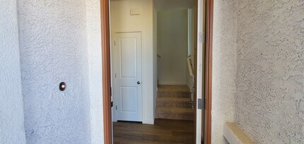 184 Wewatta Ave in Henderson, NV - Building Photo - Building Photo