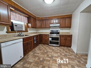 112 W Franklin St in Topton, PA - Building Photo - Building Photo