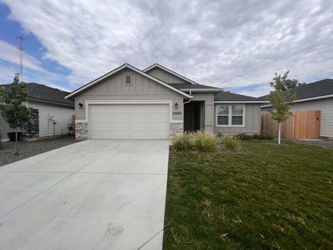 property at 12690 W Fig Ct