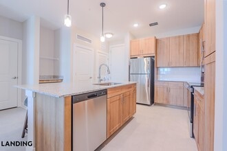 2361 Commerce Park Dr NE, Unit 5201 in Palm Bay, FL - Building Photo - Building Photo