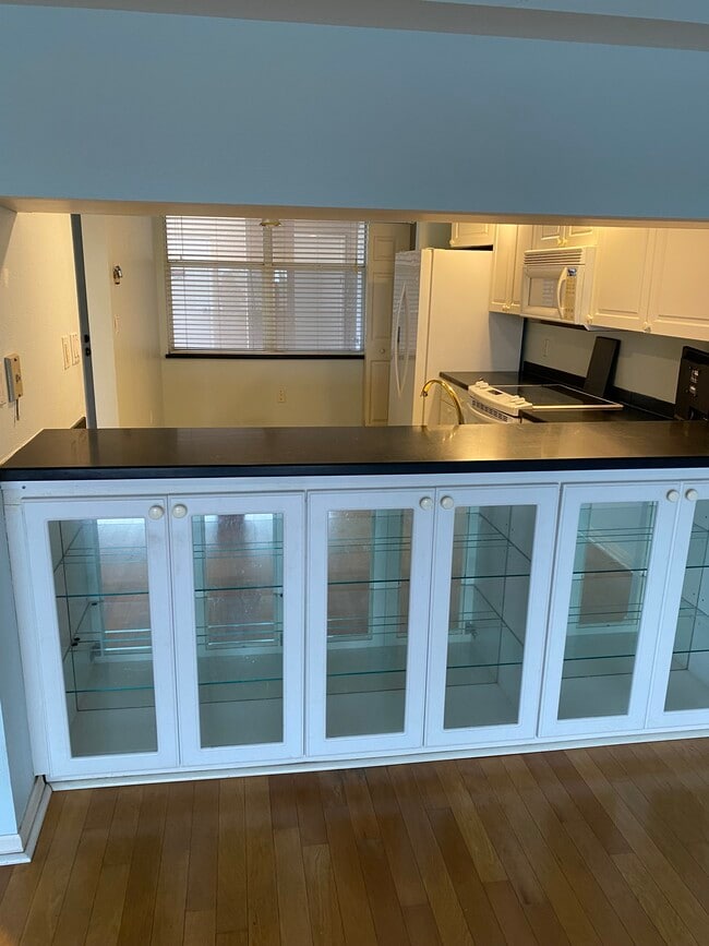 6551 Shoreline Dr, Unit 6104 in St. Petersburg, FL - Building Photo - Building Photo