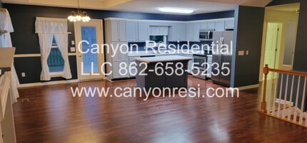 10077 Baker Boy Dr in Ooltewah, TN - Building Photo - Building Photo