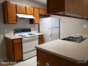 227 Dixie Dr in Tallahassee, FL - Building Photo - Building Photo