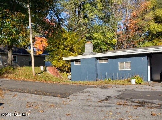 property at 3545 Carman Rd