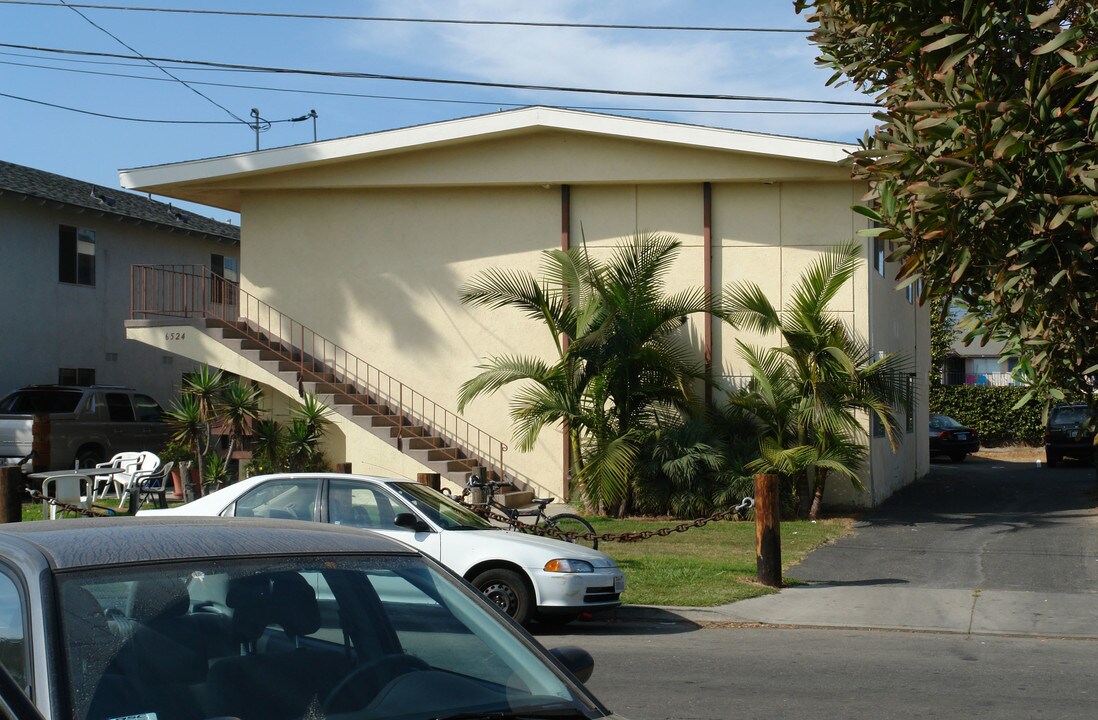6524 El Nido Ln in Goleta, CA - Building Photo