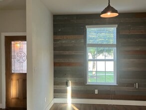 146 Texas Thistle in New Braunfels, TX - Foto de edificio - Building Photo