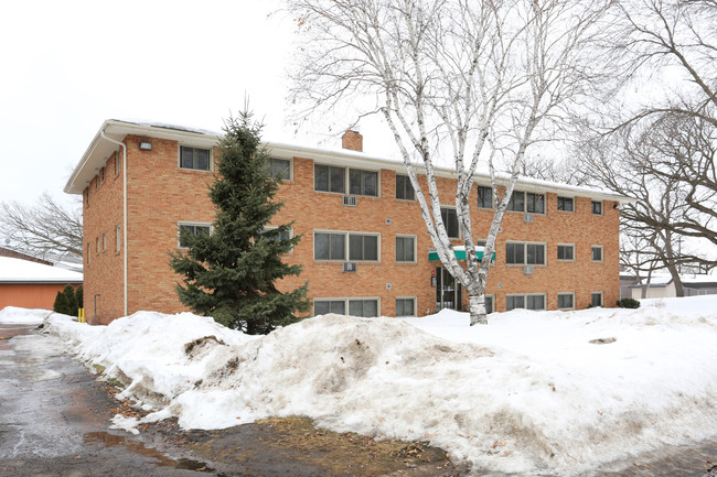 Unity View Apartments in Fridley, MN - Building Photo - Building Photo