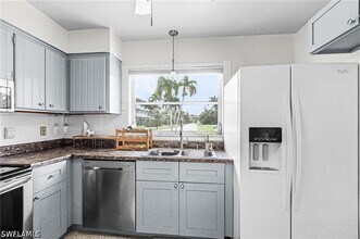 1589 Osprey Ave in Naples, FL - Building Photo - Building Photo