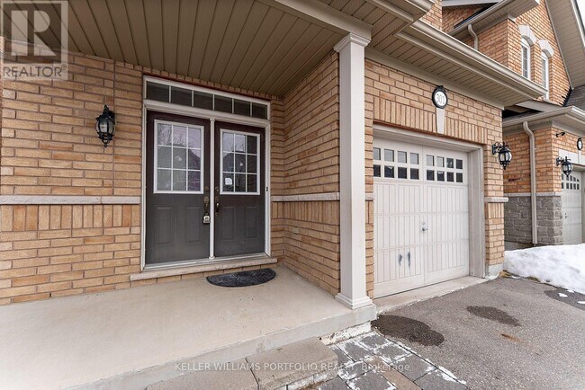 301 Oberfrick Ave in Vaughan, ON - Building Photo - Building Photo