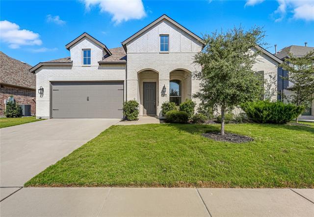 1054 Canterbury Lane in Forney, TX - Building Photo