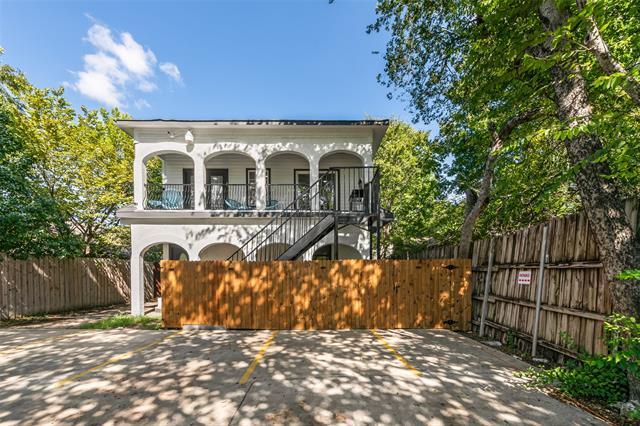 property at 5624 Side