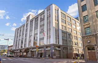 420 S San Pedro St, Unit 306 in Los Angeles, CA - Building Photo