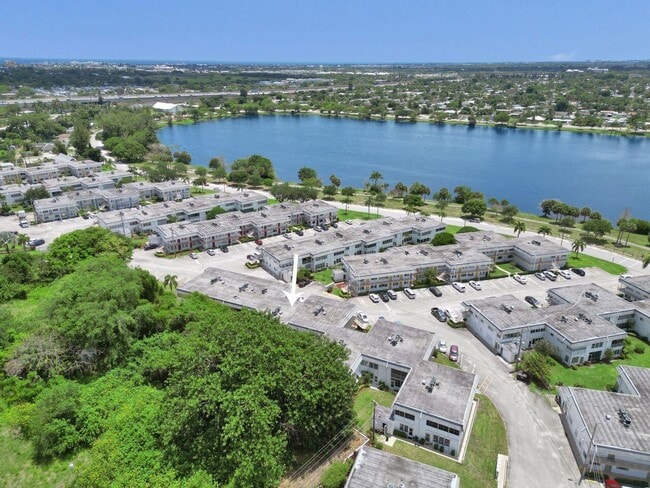 property at 3120 Cynthia Ln