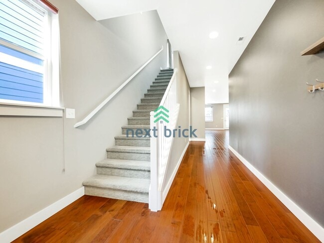 438 SW 111th St in Seattle, WA - Building Photo - Building Photo