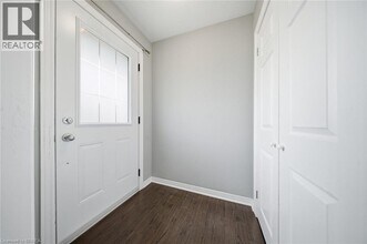 138 Henry St in Brantford, ON - Building Photo - Building Photo