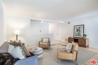 3720 Ventura Canyon Ave in Los Angeles, CA - Building Photo - Building Photo