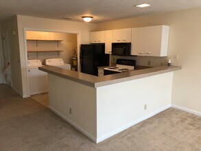 6788 Willowbrook Dr in Fayetteville, NC - Building Photo - Building Photo