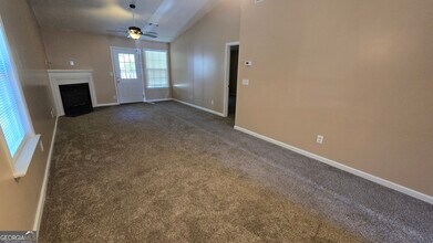 1731 Summerwoods Ln in Griffin, GA - Building Photo - Building Photo