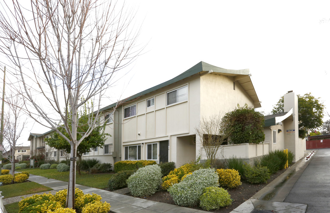 Citron Place in San Jose, CA - Building Photo