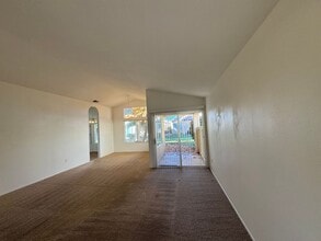 11580 Mountain Meadow Dr in Apple Valley, CA - Building Photo - Building Photo