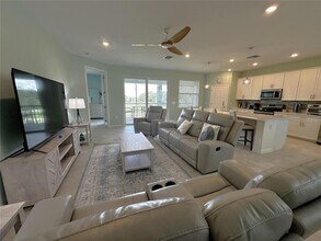 350e E Marion Ave in Punta Gorda, FL - Building Photo - Building Photo