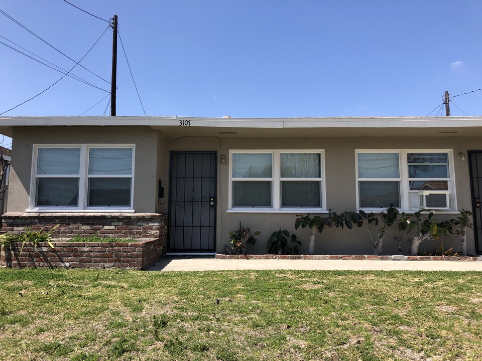 3107 Isabel Ave, Unit NA in Rosemead, CA - Building Photo