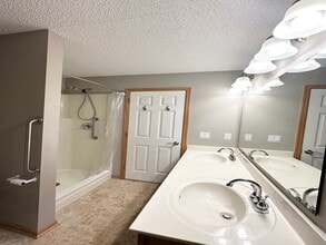 17495 Gettysburg Way in Lakeville, MN - Building Photo - Building Photo