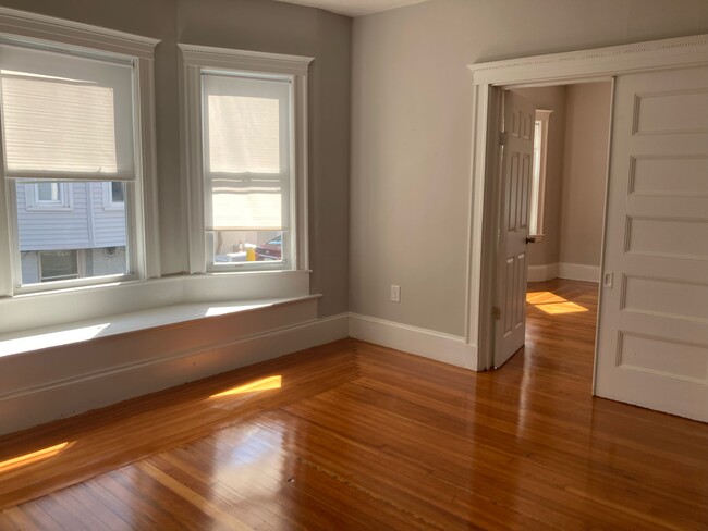 28 Trident Ave in Winthrop, MA - Building Photo - Building Photo