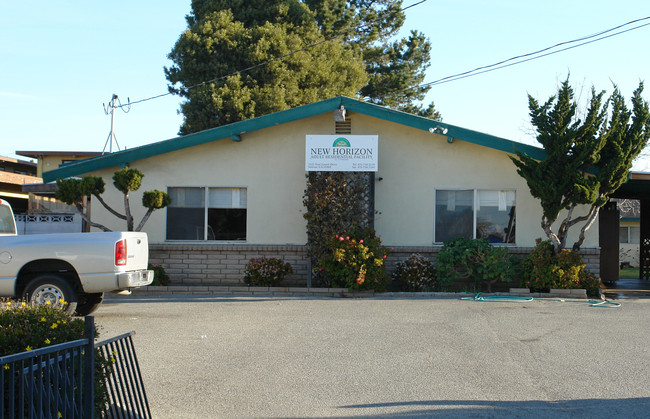 1121 E Laurel Dr in Salinas, CA - Building Photo - Building Photo