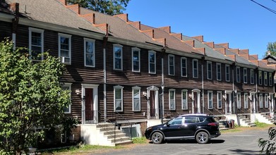 1 Cottage Row in Schenectady, NY - Building Photo - Other