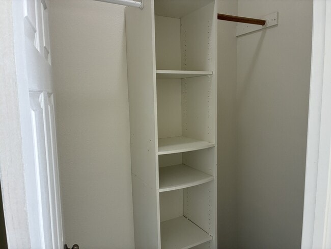 3080 Lindero St in Phelan, CA - Building Photo - Building Photo