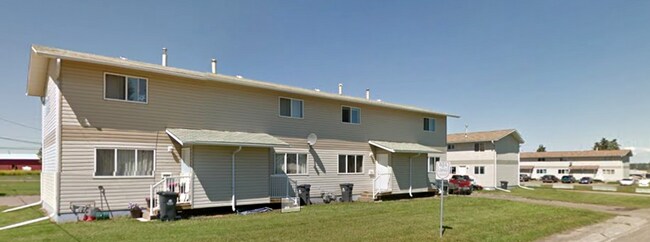 Fort St. John Townhomes in Fort St John, BC - Building Photo - Building Photo