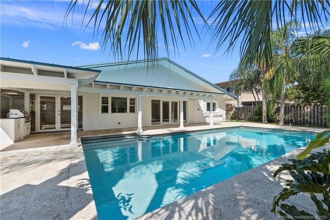 4590 SE Glen Ridge Trail in Stuart, FL - Building Photo - Building Photo
