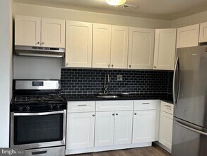 3314 S Keswick Terrace in Philadelphia, PA - Building Photo - Building Photo