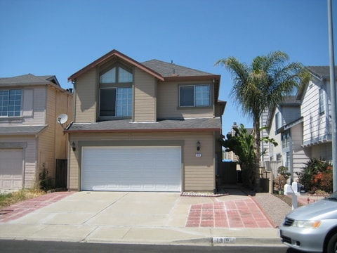 1919 Barton Way in Hayward, CA - Foto de edificio