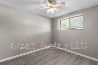 491 S Holmes Ave in Kirkwood, MO - Building Photo - Building Photo