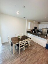 24120 Dolcetto Ave in Murrieta, CA - Building Photo - Building Photo