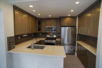 23926 Arroyo Park Dr in Santa Clarita, CA - Building Photo - Building Photo