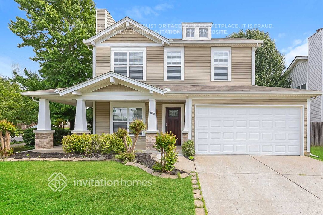 1898 Brookmeadow Ln in Nashville, TN - Building Photo