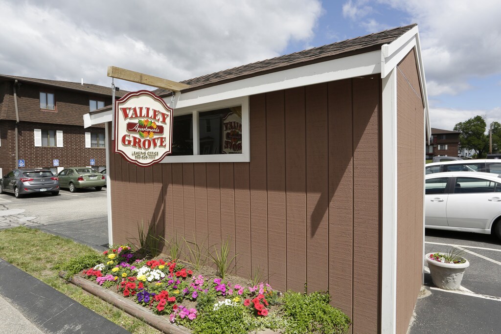 Valley Grove Apartments Manchester, NH Apartments