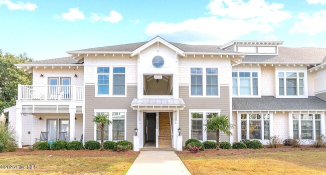 property at 2537 St James Dr SE