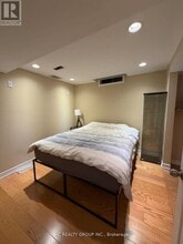 4650 Crosswinds Dr in Mississauga, ON - Building Photo - Building Photo