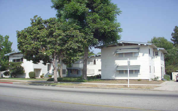 1300-1306 Fremont Ave in South Pasadena, CA - Building Photo