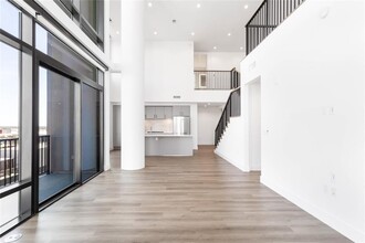 808 Crawford St in Houston, TX - Building Photo - Building Photo
