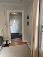 1635 NW 25th Ave, Unit 2 in Portland, OR - Foto de edificio - Building Photo