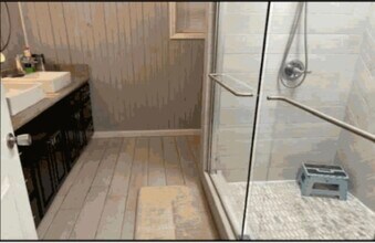 2080 Silvermine Rd in Bryson City, NC - Building Photo - Building Photo