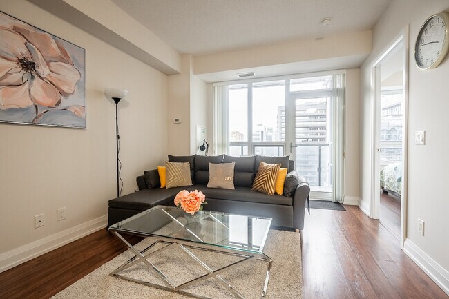 2 Anndale Dr