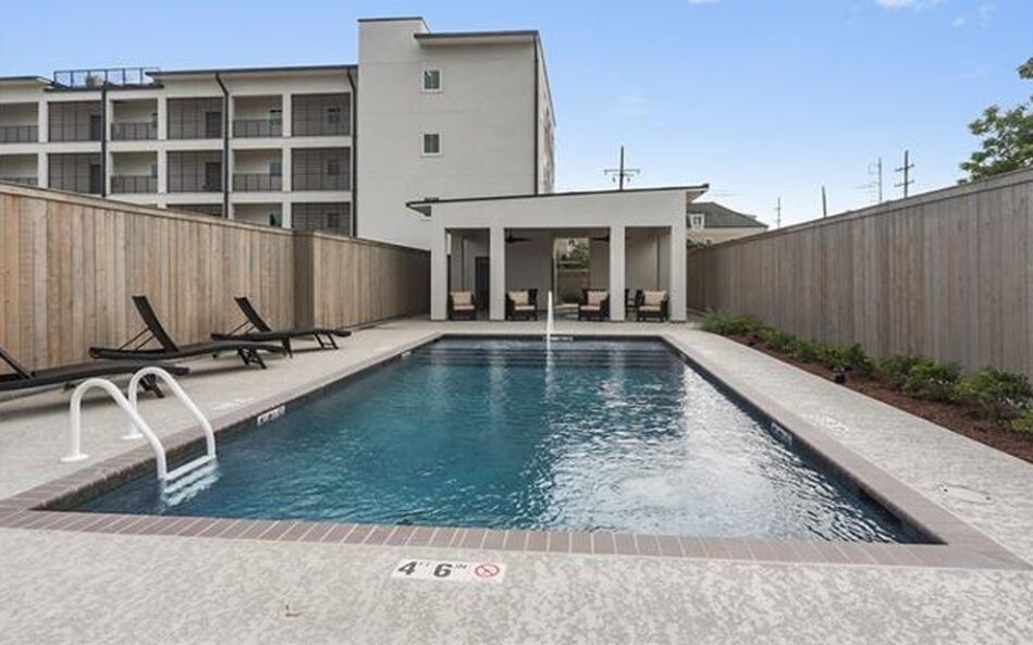 2100 St Thomas St-Unit -105 in New Orleans, LA - Building Photo